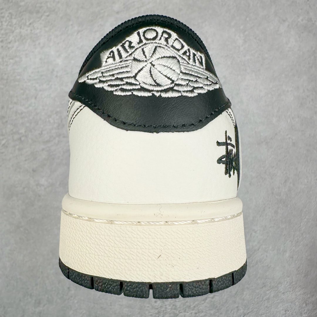 图片[8]-TS x Air Jordan AJ1 Low 倒钩低帮联名定制配色 SJ2068-121 原厂内置气垫魔块 A模大底 头层小牛皮 鞋舌AJ原厂专用牛津布+AJ专用反口珍珠布+原厂无杂质高弹内里海棉+特殊封边弹力鞋带 尺码：36 36.5 37.5 38 38.5 39 40 40.5 41 42 42.5 43 44 44.5 45 46 47.5-选品中心