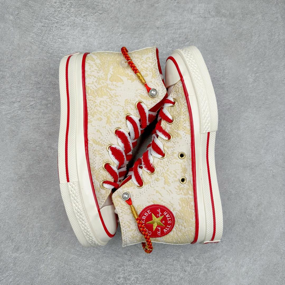 图片[3]-CONVERSE | 1970s 🐍鸿运当头 2024年匡威蛇年生肖限定款‼️ 真的是细节满满的鞋子 不仅新年可以穿 日常穿也嗷嗷好看 1970s真的是经典 金色蛇纹纹理贵气十足 再有红色星星加持 年味就来啦 颜值和实用性双双在线 货号：A13348C 尺码：35-44（36.5 37.5 39.5 41.5 42.5）-选品中心