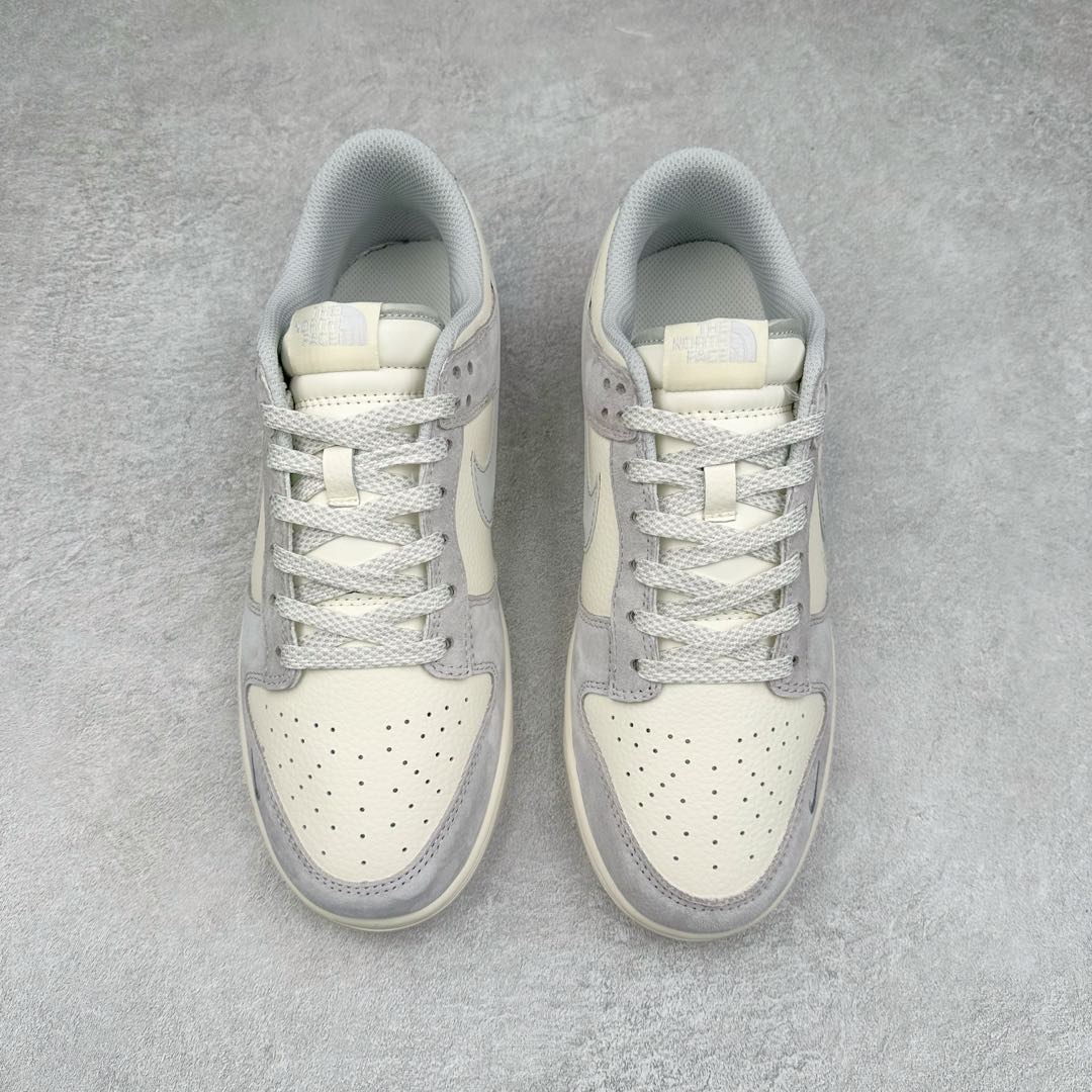 图片[2]-NK Dunk Low 定制配色 DM6868-017 大厂出品 极力推荐 原装头层材料 独家版型蒸餾加工帶來的是更好的视觉和脚感体验大厂纯原品质出货 清洁度 电绣工艺 皮料切割干净无任何毛边 细节完美 尺码：36 36.5 37.5 38 38.5 39 40 40.5 41 42 42.5 43 44 44.5 45-选品中心