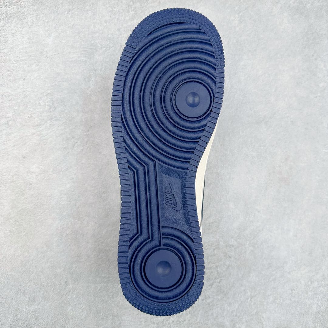 图片[9]-NK Air Force 1´07 Low 空军一号低帮百搭休闲运动板鞋 XZ6188-913 柔软、弹性十足的缓震性能和出色的中底设计 横跨复古与现代的外型结合 造就出风靡全球 三十多年的Force 1 直到今天还深受青睐 尺码：36 36.5 37.5 38 38.5 39 40 40.5 41 42 42.5 43 44 44.5 45-选品中心