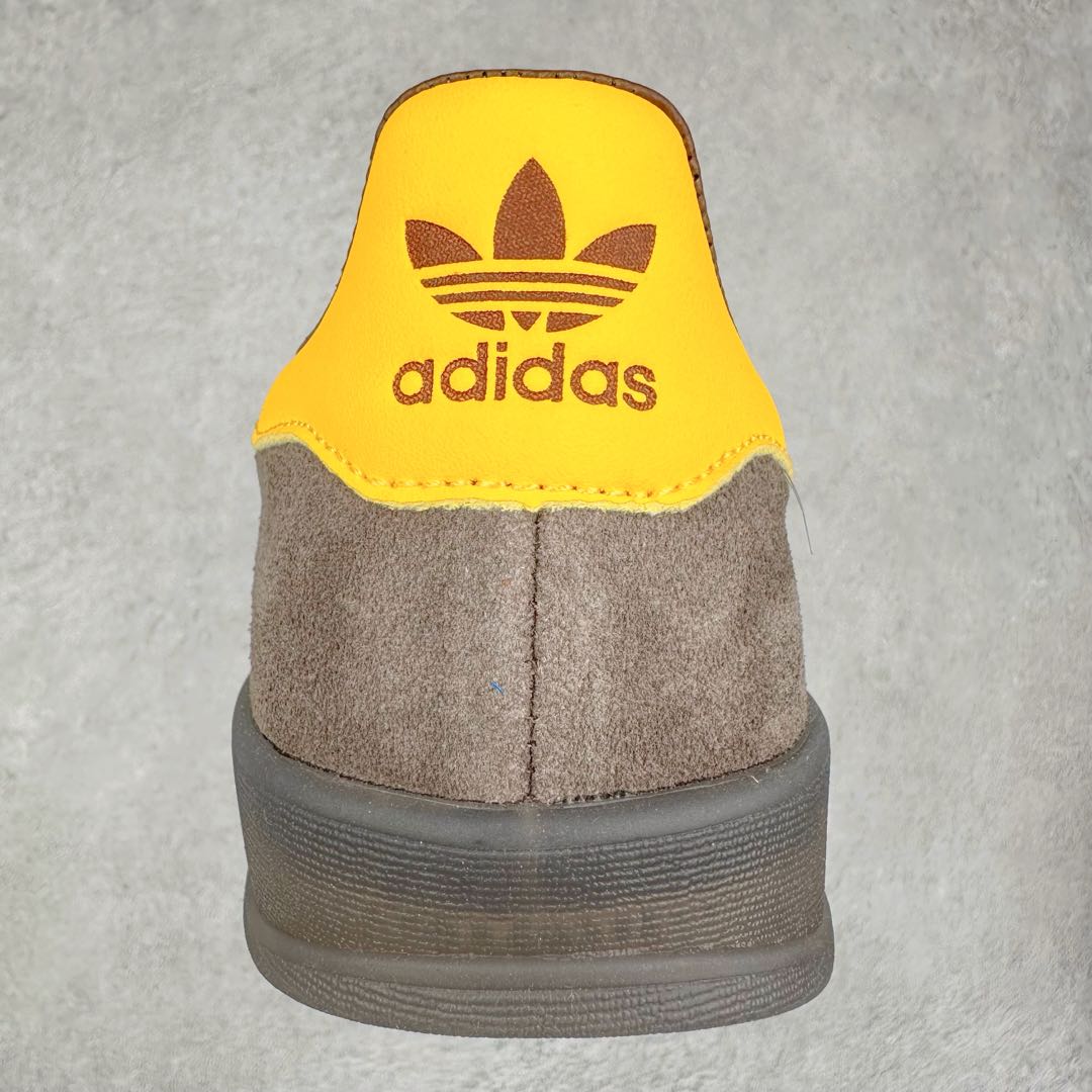 图片[8]-AD Gazelle Indoor Trainers 羚羊内训系列低帮复古百搭休闲运动德训风板鞋 JI2588 90年代经典的复刻版！自60年代以足球训练鞋面世以来,Gazelle就以其经典设计席卷全球。1991年版本的复刻,再造经典Gazelle。采用皮革打造,搭配浊色细节,让这款经典更加简约。尺码：36 36⅔ 37⅓ 38 38⅔ 39⅓ 40 40⅔ 41⅓ 42 42⅔ 43⅓ 44 45-选品中心