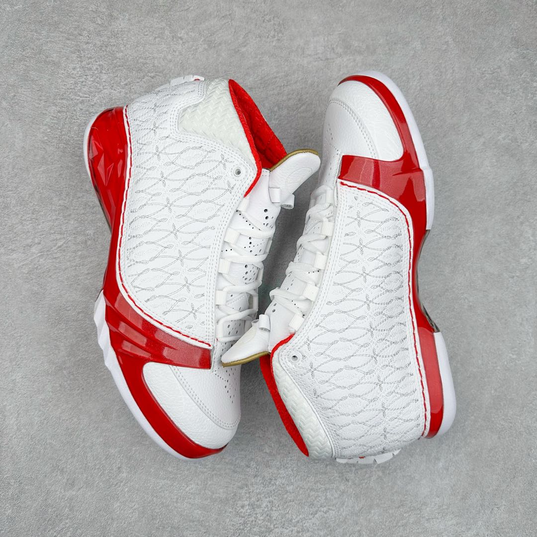 图片[3]-Air Jordan XX3 OG 迈克尔·乔丹高帮复古休闲文化运动篮球鞋 318376-161 原楦开发版型 采用厚实荔枝纹仿牛皮组合牛剖革鞋面材质 中底搭载仿塑纤中板缓震 缜密中底拉帮工艺 搭载一次压模成形 Phylon中底 外置高性能环抱式TPU组合防滑耐磨橡胶大底 AJ23在诞生以前被称为AJ系列最后一代以数字命名的球鞋 所以在设计上格外用心 体现出绅士的儒雅风格 鞋舌上带有雕花细节设计 大面积TPU稳定托盘 鞋面缝有三维走线 鞋头有MJ本人签名印字 Phylon中底 全掌Zoom Air缓震科技 外底纹路为MJ本人放大的指纹 尺码：40 40.5 41 42 42.5 43 44 44.5 45 46 47.5-选品中心