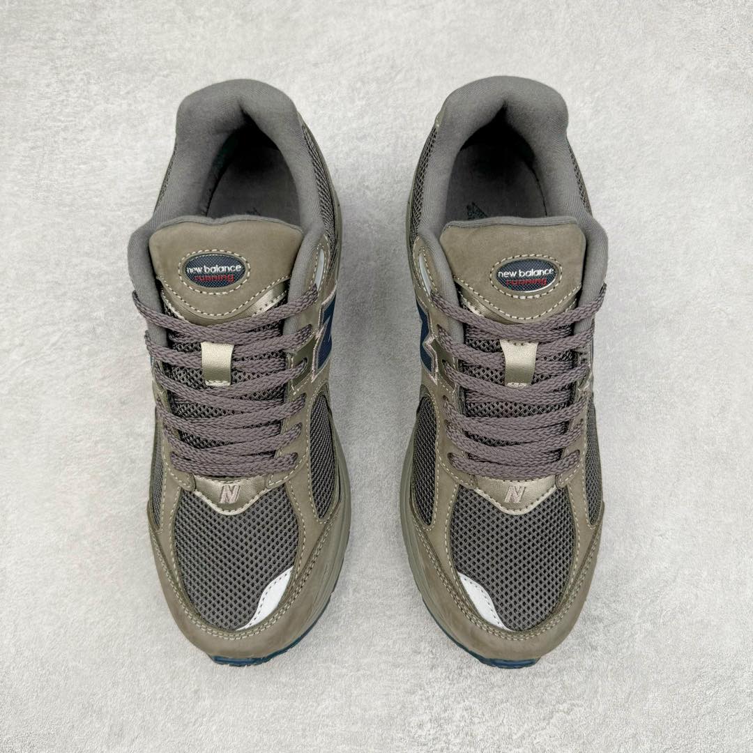 图片[2]-＃GT纯原 New Balance M2002R 新百伦潮流复古织物皮革减震防滑耐磨轻便低帮跑步鞋 基于市场现有版本全新升级调整 NB市场最强产物 全套原楦原纸板原厂数据开发 全鞋电脑针车加持 原厂网布 原装进口头层翻毛皮料正确绒感卡色 正确中底拉帮中底网布细节 一比一手工擦旧效果 冲裁组合 匠心打造 耗时两个月开发完成 工艺极其复杂难度可想而知 新开独立私模大底 全网唯一正确做旧组合大底 高端零售专供产物 尺码：36 37 37.5 38 38.5 39.5 40 40.5 41.5 42 42.5 43 44 44.5 45 45.5 46.5-选品中心