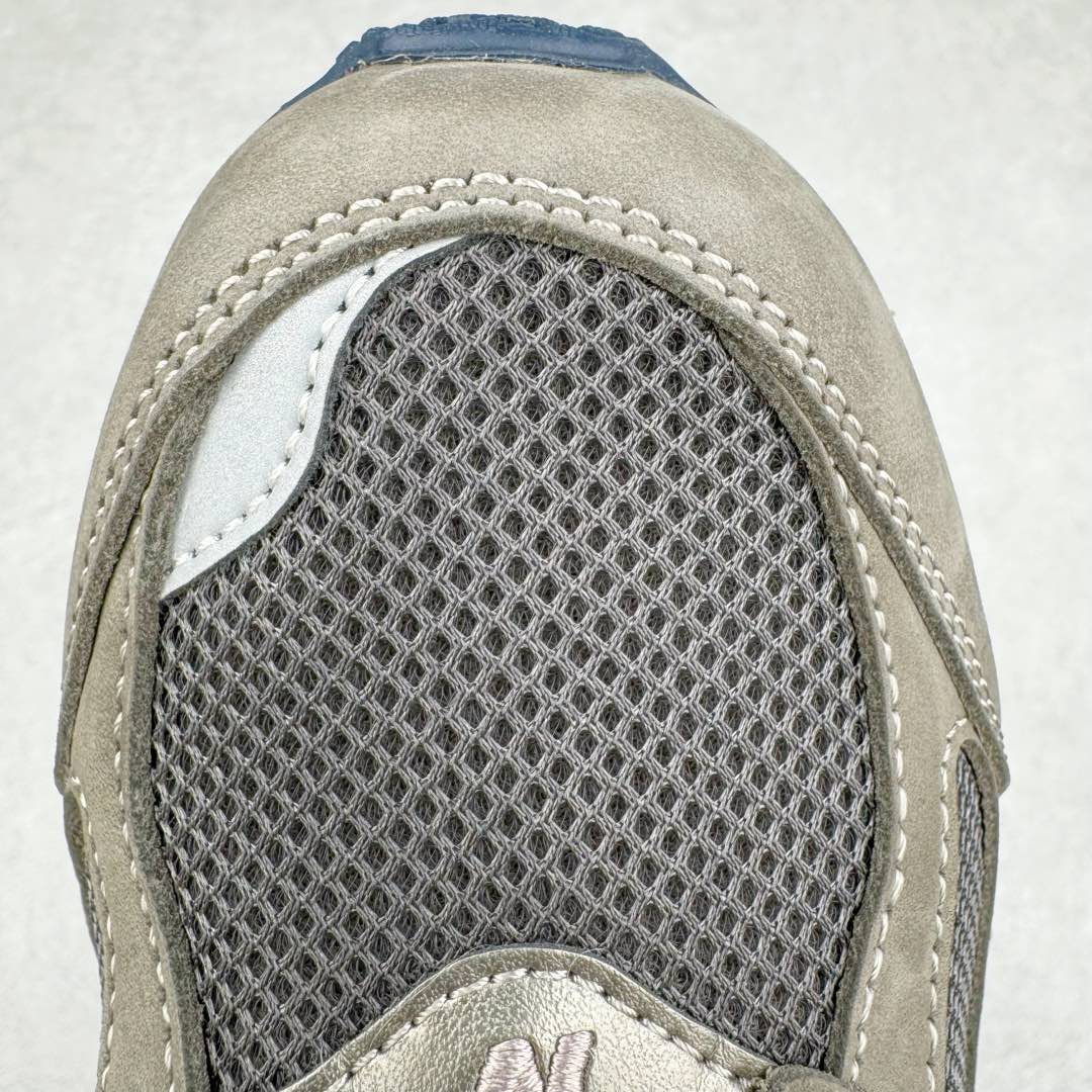 图片[13]-＃GT纯原 New Balance M2002R 新百伦潮流复古织物皮革减震防滑耐磨轻便低帮跑步鞋 基于市场现有版本全新升级调整 NB市场最强产物 全套原楦原纸板原厂数据开发 全鞋电脑针车加持 原厂网布 原装进口头层翻毛皮料正确绒感卡色 正确中底拉帮中底网布细节 一比一手工擦旧效果 冲裁组合 匠心打造 耗时两个月开发完成 工艺极其复杂难度可想而知 新开独立私模大底 全网唯一正确做旧组合大底 高端零售专供产物 尺码：36 37 37.5 38 38.5 39.5 40 40.5 41.5 42 42.5 43 44 44.5 45 45.5 46.5-选品中心