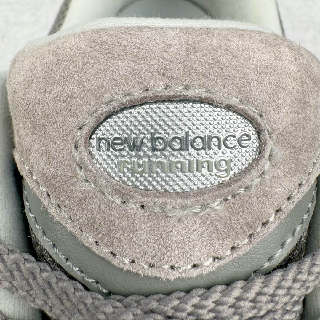 图片[13]-＃GT纯原 New Balance M2002R 新百伦潮流复古织物皮革减震防滑耐磨轻便低帮跑步鞋 基于市场现有版本全新升级调整 NB市场最强产物 全套原楦原纸板原厂数据开发 全鞋电脑针车加持 原厂网布 原装进口头层翻毛皮料正确绒感卡色 正确中底拉帮中底网布细节 一比一手工擦旧效果 冲裁组合 匠心打造 耗时两个月开发完成 工艺极其复杂难度可想而知 新开独立私模大底 全网唯一正确做旧组合大底 高端零售专供产物 尺码：36 37 37.5 38 38.5 39.5 40 40.5 41.5 42 42.5 43 44 44.5 45 45.5 46.5-选品中心