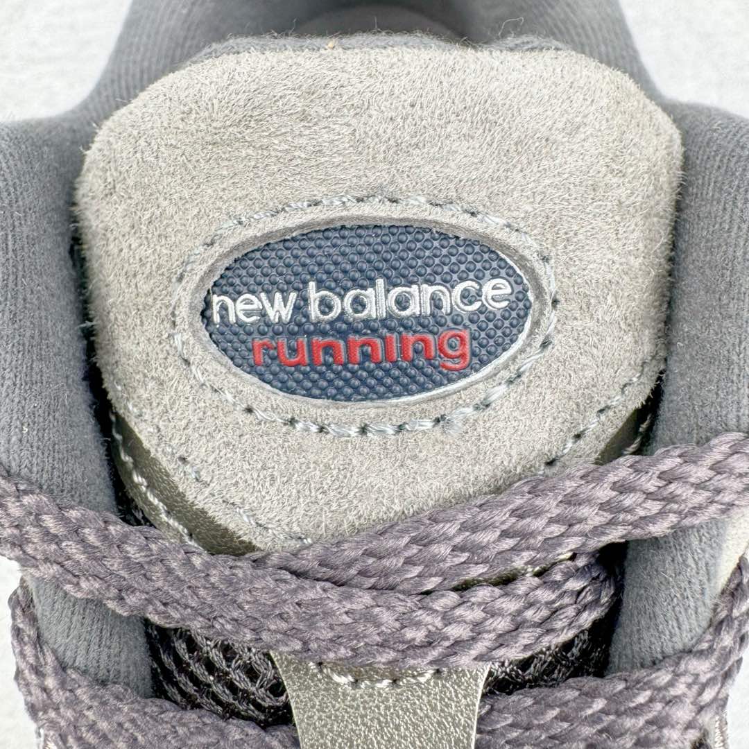 图片[15]-＃GT纯原 New Balance M2002R 新百伦潮流复古织物皮革减震防滑耐磨轻便低帮跑步鞋 基于市场现有版本全新升级调整 NB市场最强产物 全套原楦原纸板原厂数据开发 全鞋电脑针车加持 原厂网布 原装进口头层翻毛皮料正确绒感卡色 正确中底拉帮中底网布细节 一比一手工擦旧效果 冲裁组合 匠心打造 耗时两个月开发完成 工艺极其复杂难度可想而知 新开独立私模大底 全网唯一正确做旧组合大底 高端零售专供产物 尺码：36 37 37.5 38 38.5 39.5 40 40.5 41.5 42 42.5 43 44 44.5 45 45.5 46.5-选品中心