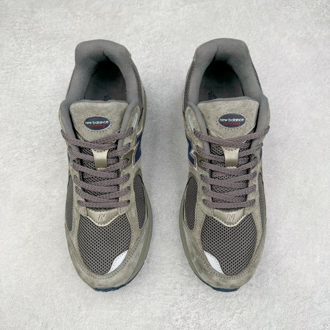 图片[2]-＃GT纯原 New Balance M2002R 新百伦潮流复古织物皮革减震防滑耐磨轻便低帮跑步鞋 基于市场现有版本全新升级调整 NB市场最强产物 全套原楦原纸板原厂数据开发 全鞋电脑针车加持 原厂网布 原装进口头层翻毛皮料正确绒感卡色 正确中底拉帮中底网布细节 一比一手工擦旧效果 冲裁组合 匠心打造 耗时两个月开发完成 工艺极其复杂难度可想而知 新开独立私模大底 全网唯一正确做旧组合大底 高端零售专供产物 尺码：36 37 37.5 38 38.5 39.5 40 40.5 41.5 42 42.5 43 44 44.5 45 45.5 46.5-选品中心