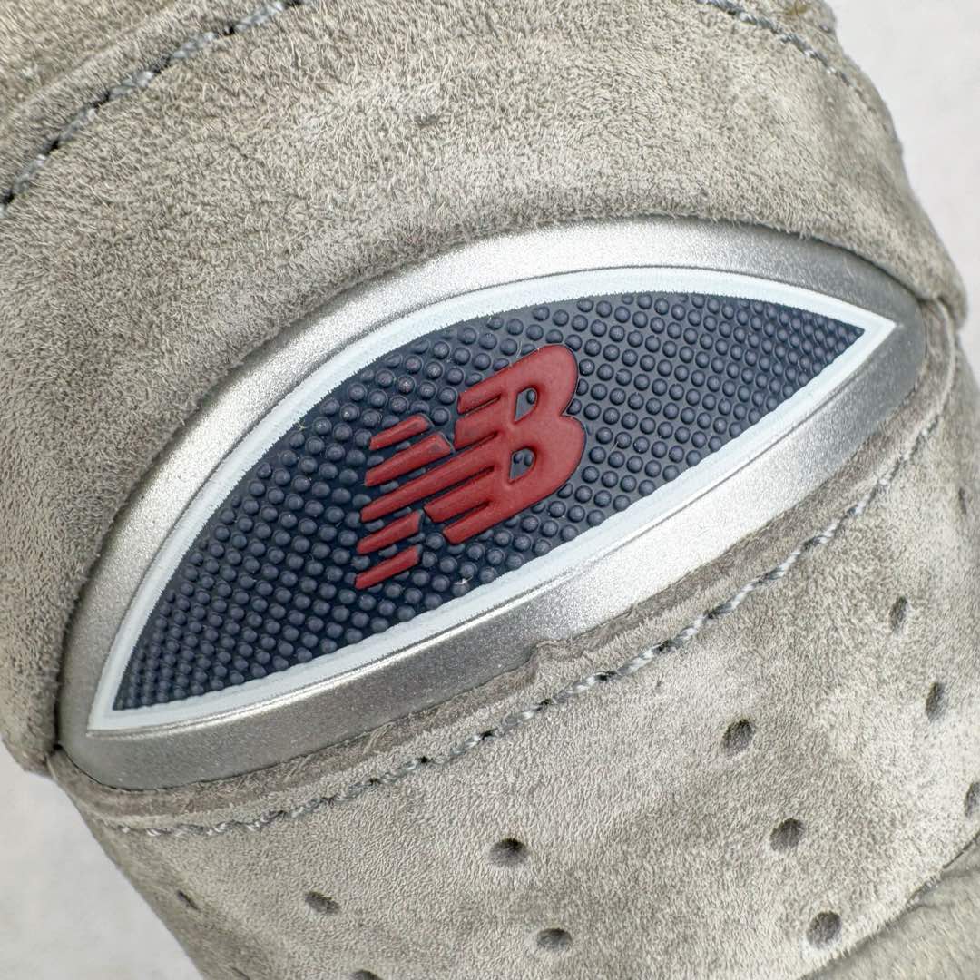 图片[13]-＃GT纯原 New Balance M2002R 新百伦潮流复古织物皮革减震防滑耐磨轻便低帮跑步鞋 基于市场现有版本全新升级调整 NB市场最强产物 全套原楦原纸板原厂数据开发 全鞋电脑针车加持 原厂网布 原装进口头层翻毛皮料正确绒感卡色 正确中底拉帮中底网布细节 一比一手工擦旧效果 冲裁组合 匠心打造 耗时两个月开发完成 工艺极其复杂难度可想而知 新开独立私模大底 全网唯一正确做旧组合大底 高端零售专供产物 尺码：36 37 37.5 38 38.5 39.5 40 40.5 41.5 42 42.5 43 44 44.5 45 45.5 46.5-选品中心