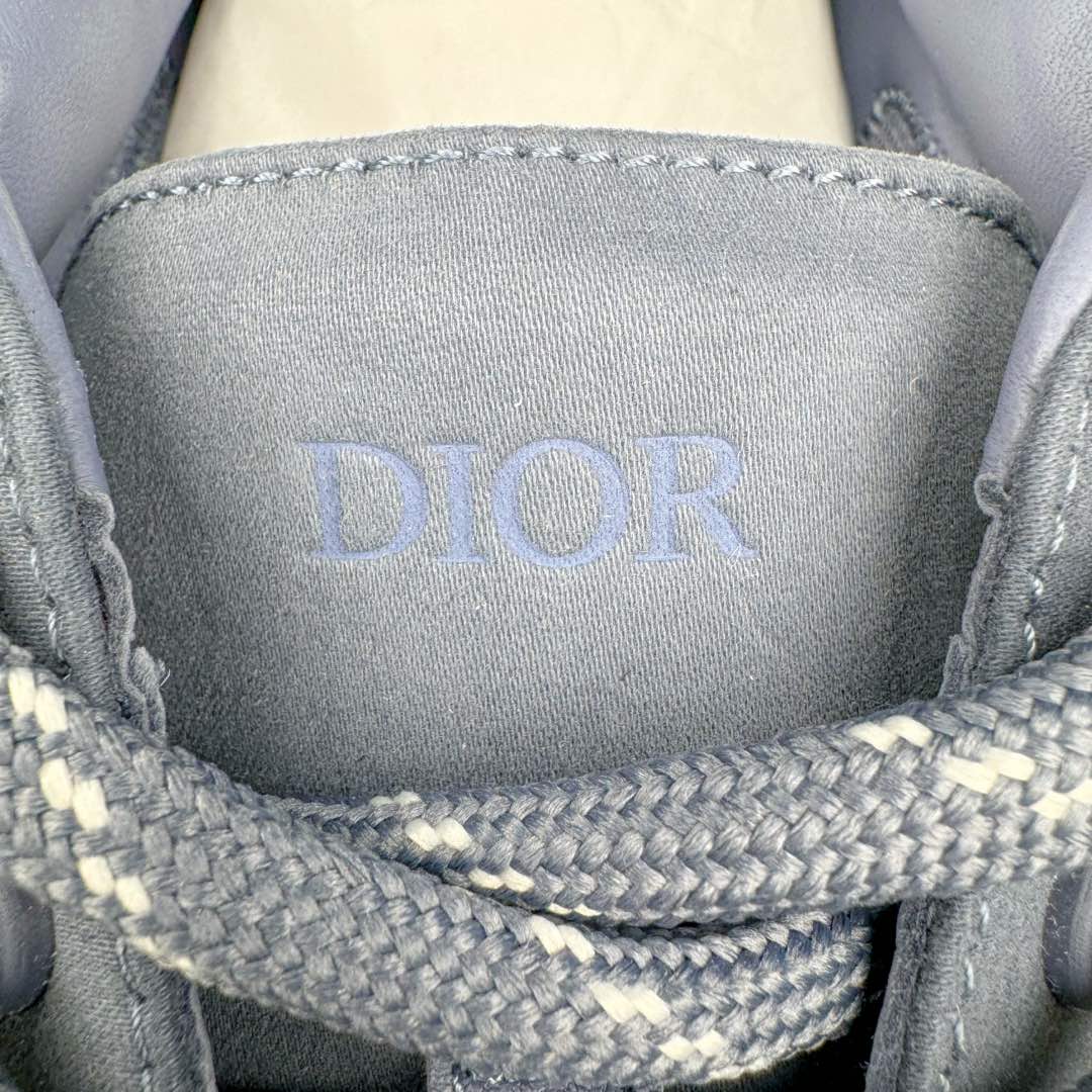 图片[18]-＃纯原 Dior B33 迪奥印花系带时尚运动板鞋网球鞋 全套原厂新版原纸板楦头开发 原厂特供皮料加持 原档数据大底 高频字母排版细节 还原 Zp 高端零售特供批次 2023秋季新品 彰显非凡的精湛工艺 重新诠释经典的网球鞋 时尚的廓形突显厚实感 采用全新的拉绒马海毛针织面料 突显柔软触感与富有层次感的流行色彩 搭配棕色绒面革镶片提升格调 别具一格的加垫鞋舌点缀以压花效果Dior标志 后侧点缀以Dior 30Avenue Montaigne标志 可为各式休闲造型增添时尚气质 尺码：40 41 42 43 44 45 46-选品中心