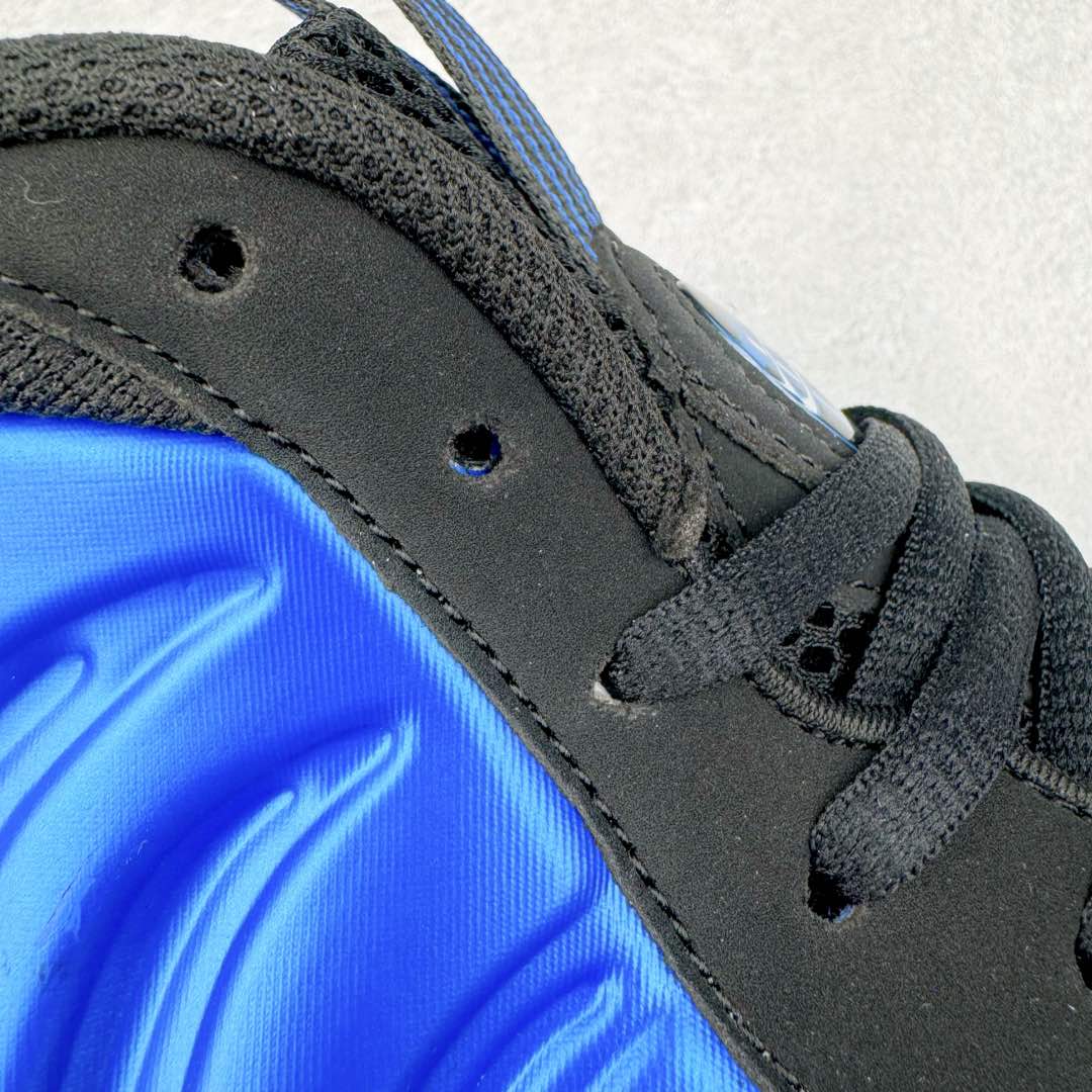 图片[16]-NK Air Foamposite One 复刻新蓝喷 FQ8181-511 莞产原底面 公司渠道同模具 鞋型发泡360度无死角 双层Zoom气垫植入 中底完美注胶 搭载原厂碳纤维材质 诞生于1997年的NK Air Foamposite系列可以说是整个球鞋历史上最为经典的系列之一 也就是我们常说的“喷”和“泡” 其中“喷”由Foamposite One代言人Penny的英文音译而来 而“泡”则来源于另一款鞋型 Foamposite Pro中\\\”pro\\\”的音译 在诞生初期 由于高昂的造价以及超前的外形 Foamposite系列的反对者不在少数 甚至有人认为这款鞋会毁掉整个球鞋行业 但事实证明这双灵感来自于甲虫 自带“黑科技”鞋面以及双层Zoom+大块碳板的太空球鞋不仅受到了大众的接受与追捧 并且成功的影响了篮球鞋的发展 尺码：38.5 39 40 40.5 41 42 42.5 43 44 44.5 45 46-选品中心