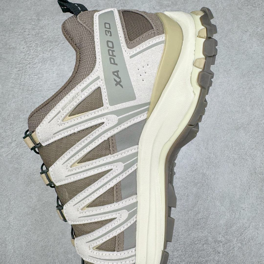 图片[7]-＃GX/绿X SALOMON XA Pro 3D ADV 萨洛蒙潮流越野机能户外功能鞋 纯原外贸平台特供订单 耗时半年巨作 全套原纸板楦头开发 原厂特供网布配套加持 确保原汁原味 完美呈现版型 原档数据独家私模五层组合大底 男女鞋同步官方开发至46.5 原装Ortholite轻量化鞋垫 中底布带钢印编号 原厂TPU锁扣 进口港宝加持 后跟自然饱满 还原公司包裹性 鞋面采用SENSIFT贴合技术 全方位贴合包裹脚型 鞋跟部鞋底牵引设计 提供强大的抓地性能 更适应野外崎岖不平的道路 其3D ADVANCED CHASSIS底盘 材料轻量大化 钉齿设计更具稳定性 防护性 鞋底易磨损区运用CONTAGRIP高耐磨材料 应对城市硬质路面长距离跑考验 尺码：36 36.5 37.5 38 38.5 39 40 40.5 41 42 42.5 43 44 44.5 45 46 46.5-选品中心