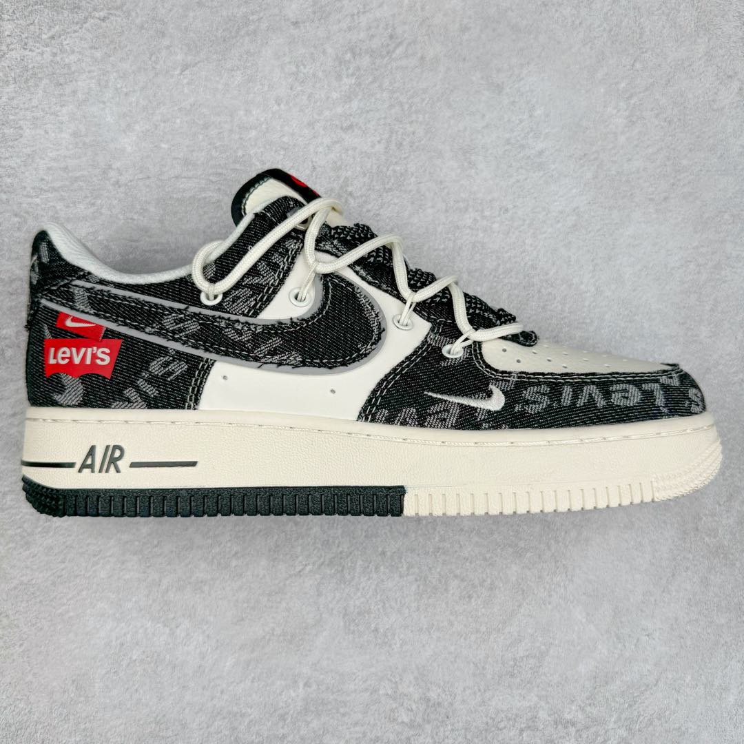 NK Air Force 1´07 Low 空军一号低帮百搭休闲运动板鞋 SJ1198-800 柔软、弹性十足的缓震性能和出色的中底设计 横跨复古与现代的外型结合 造就出风靡全球 三十多年的Force 1 直到今天还深受青睐 尺码:36 36.5 37.5 38 38.5 39 40 40.5 41 42 42.5 43 44 44.5 45-选品中心