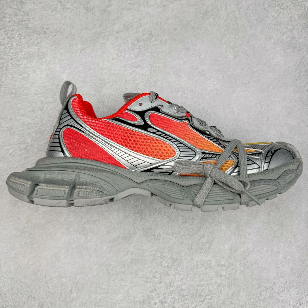 ＃JC BALENCIAGA 3XL Sneakers 巴黎世家十代网布系带低帮走秀复古老爹鞋 全套原纸板楦头开发 最原汁原味的灵魂版型 全鞋荧光划线卡点 胶水把控整洁度追求极致完美 每一双都是工艺品 多重QC质检 超越公司货的品控标准 实实在在的免检产品 原盒原配 正确字体电绣 粗细、位置、大小正确 侧边TPU 透气孔匹配意产原版 正确分离大底 TPU软底 原版一致大底LOGO 立体感十足 原厂皮料水洗做旧 采购原厂网纱 不含皮革 网布材料和聚氨酯 磨损效果 鞋头边缘和后帮 Balenciaga 徽标 鞋面和后跟凸印尺码 鞋舌 3XL 橡胶品牌标识和反光细节 鞋帮拉袢和鞋舌拉祥 配反光细节 备用鞋带在鞋履前侧 可在穿着前取下 便于不同造型搭配 正常尺码 尺码：35 36 37 38 39 40 41 42 43 44 45 46-选品中心