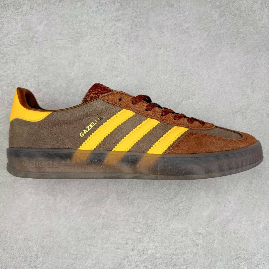 AD Gazelle Indoor Trainers 羚羊内训系列低帮复古百搭休闲运动德训风板鞋 JI2588 90年代经典的复刻版！自60年代以足球训练鞋面世以来,Gazelle就以其经典设计席卷全球。1991年版本的复刻,再造经典Gazelle。采用皮革打造,搭配浊色细节,让这款经典更加简约。尺码：36 36⅔ 37⅓ 38 38⅔ 39⅓ 40 40⅔ 41⅓ 42 42⅔ 43⅓ 44 45-选品中心