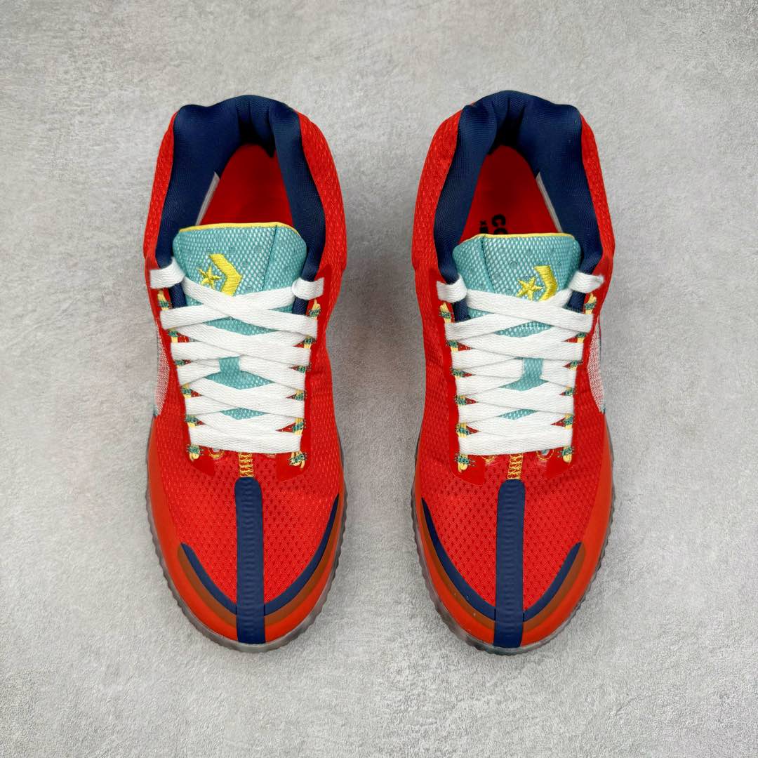 图片[2]-＃K版纯原Converse Chuck Taylor All Star Pro Bb Ox 实战篮球鞋 Converse全新Solstice系列再度迎来新作 此鞋型由Converse与NK传奇篮球产品设计师Eric Avar合作开发而成 All Star Pro BB代Converse设计的演变 并且融入了现代科Quadfit织法的鞋面提供稳定性与包覆NK React内核支撑多次切入与平稳起跳 All Star Pro BB同时也替Kelly Oubre Jr.等个性化球员设计独特配色 全新升级的BB Evo承袭前作嵌入式NIKE React鞋垫 带来轻盈灵活且贴合地面的舒适脚感 重叠模糊的经典星箭标致 营造犀利的速度感 曲面橡胶外底和菱型格状纹路 提供多方位抓地力 你可以在鞋身上发现一些全新的元素 鞋面材质注入更多填充支撑与包裹更加扎实50/50对分的鞋面配色 也更具视觉冲击力 尺码：36 37 37.5 38 38.5 39 40 40.5 41 42 42.5 43 44 44.5 45 46-选品中心