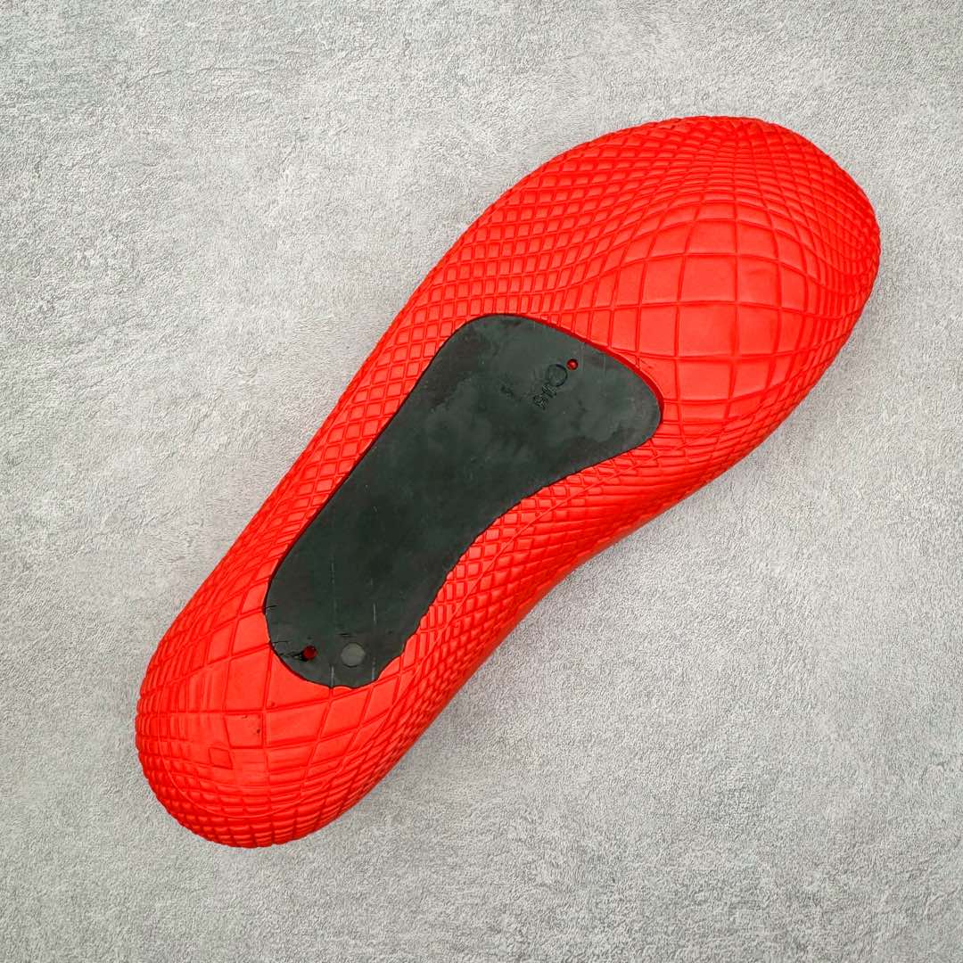 图片[10]-＃K版纯原Converse Chuck Taylor All Star Pro Bb Ox 实战篮球鞋 Converse全新Solstice系列再度迎来新作 此鞋型由Converse与NK传奇篮球产品设计师Eric Avar合作开发而成 All Star Pro BB代Converse设计的演变 并且融入了现代科Quadfit织法的鞋面提供稳定性与包覆NK React内核支撑多次切入与平稳起跳 All Star Pro BB同时也替Kelly Oubre Jr.等个性化球员设计独特配色 全新升级的BB Evo承袭前作嵌入式NIKE React鞋垫 带来轻盈灵活且贴合地面的舒适脚感 重叠模糊的经典星箭标致 营造犀利的速度感 曲面橡胶外底和菱型格状纹路 提供多方位抓地力 你可以在鞋身上发现一些全新的元素 鞋面材质注入更多填充支撑与包裹更加扎实50/50对分的鞋面配色 也更具视觉冲击力 尺码：36 37 37.5 38 38.5 39 40 40.5 41 42 42.5 43 44 44.5 45 46-选品中心