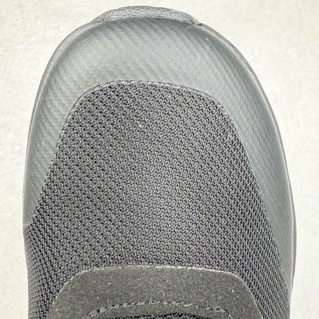 图片[14]-＃HP DESCENTE Dualis 迪桑特防水户外耐磨低帮生活休闲徒步登山鞋 DESCENTE（迪桑特）创立于1935年，品牌名取自法语词汇，意为“滑降”。品牌箭头标识代表滑雪的三种技术“高速直线滑行”、“穿越”和“侧滑”，也寓意品牌在打造高端专业运动产品中不断追求完美的创新精神，致力于成为中国高端专业滑雪、综训、女子、铁人三项、高尔夫的第一品牌。尺码：39 40 41 42 43 44 45-选品中心