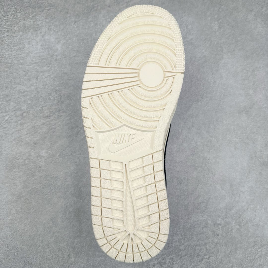 图片[9]-TS x Air Jordan AJ1 Low 倒钩低帮联名定制配色 CF3688-066 原厂内置气垫魔块 A模大底 头层小牛皮 鞋舌AJ原厂专用牛津布+AJ专用反口珍珠布+原厂无杂质高弹内里海棉+特殊封边弹力鞋带 尺码：36 36.5 37.5 38 38.5 39 40 40.5 41 42 42.5 43 44 44.5 45 46 47.5-选品中心