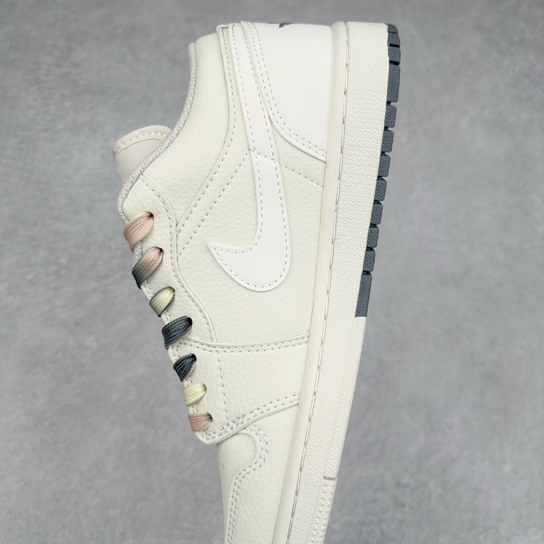 图片[7]-Air Jordan AJ1 Low 低帮系列定制配色DC2024-025 原厂内置气垫魔块 A模大底 头层小牛皮 鞋舌AJ原厂专用牛津布+AJ专用反口珍珠布+原厂无杂质高弹内里海棉+特殊封边弹力鞋带 尺码：36 36.5 37.5 38 38.5 39 40 40.5 41 42 42.5 43 44 44.5 45 46-选品中心