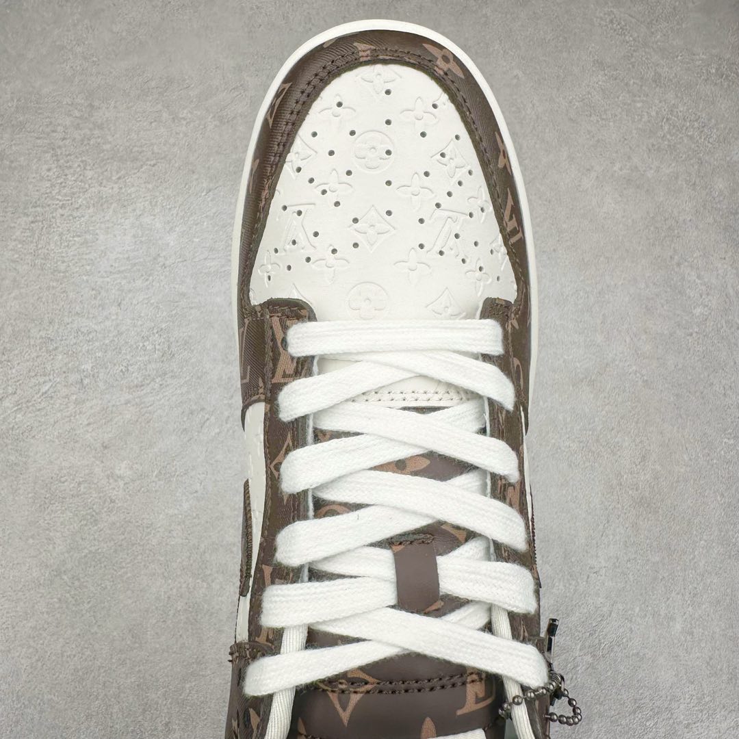 图片[4]-NK Dunk Low 定制配色 DQ1098-360 大厂出品 极力推荐 原装头层材料 独家版型蒸餾加工帶來的是更好的视觉和脚感体验大厂纯原品质出货 清洁度 电绣工艺 皮料切割干净无任何毛边 细节完美 尺码：36 36.5 37.5 38 38.5 39 40 40.5 41 42 42.5 43 44 44.5 45-选品中心