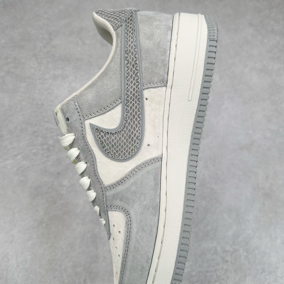 图片[7]-NK Air Force 1´07 Low 空军一号低帮百搭休闲运动板鞋 DF0188-027 柔软、弹性十足的缓震性能和出色的中底设计 横跨复古与现代的外型结合 造就出风靡全球 三十多年的Force 1 直到今天还深受青睐 尺码：36 36.5 37.5 38 38.5 39 40 40.5 41 42 42.5 43 44 44.5 45-选品中心