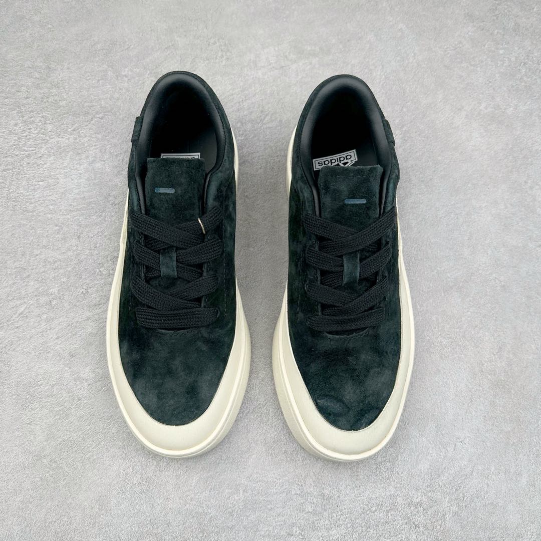 图片[2]-＃纯原 AD Labcourt 百搭休闲轻松舒适耐磨透气低帮板鞋 ID6227 FOG平替单品 鞋面使用了绒毛麂皮 鞋面和鞋底连接处使用了包边处理 看起来更加精致有型 内里也使用了光滑的优质皮革 鞋垫上的LOGO彰显品牌身份 鞋子后脚跟处的英文 ENDINEERED FOR THE STYLE OF FUTURE译为 为未来的风格而设计 尺码：35.5 36 36.5 37 38 38.5 39 40 40.5 41 42 42.5 43 44 44.5 45-选品中心