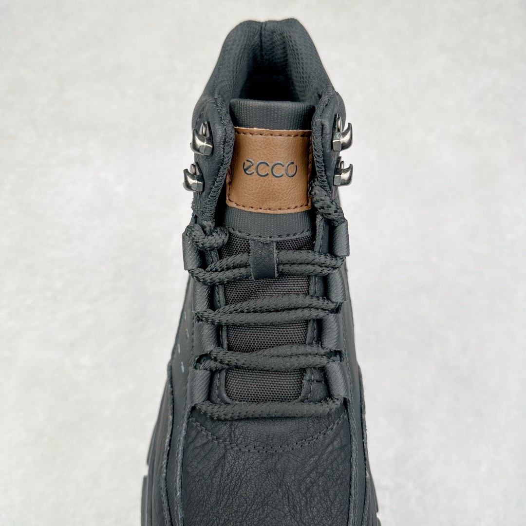 图片[5]-Ecco爱步男鞋新款运动鞋 跑鞋厚底增高老爹鞋 驱动系列全新款式 拼色拼接鞋面 时尚有型 牛皮与纺织品拼接 脚感舒适 出街有型 贴心套脚系带设计 舒适包裹双足 柔软细腻，亲肤透气 以摩托车粗犷胎纹为灵感 PU大底提供牵引性和支撑性 耐磨防滑提升稳定性 轻盈鞋底 舒适耐穿 户外出行 肆意洒脱 尺码：38 39 40 41 42 43 44（皮鞋码）-选品中心