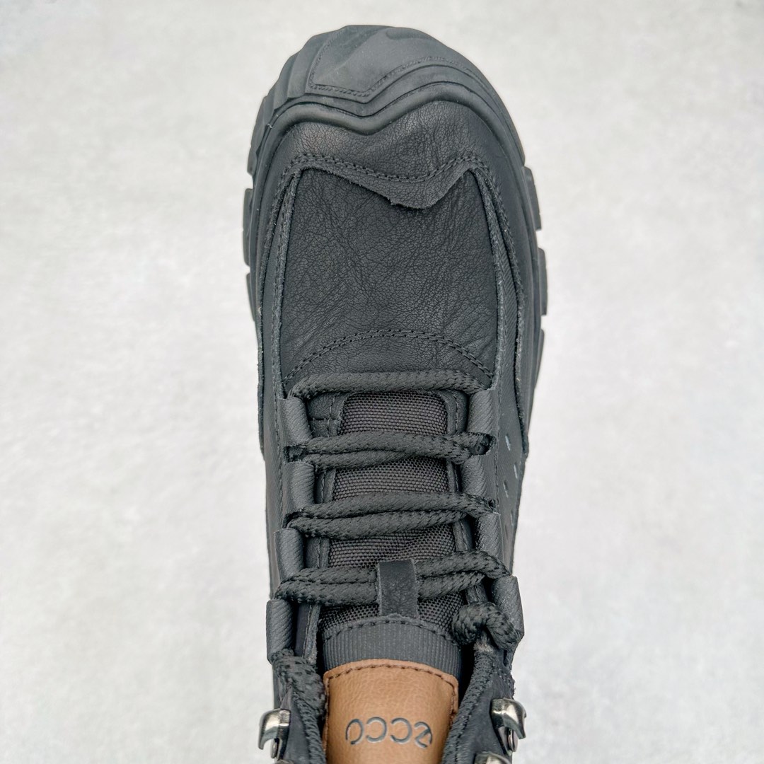 图片[4]-Ecco爱步男鞋新款运动鞋 跑鞋厚底增高老爹鞋 驱动系列全新款式 拼色拼接鞋面 时尚有型 牛皮与纺织品拼接 脚感舒适 出街有型 贴心套脚系带设计 舒适包裹双足 柔软细腻，亲肤透气 以摩托车粗犷胎纹为灵感 PU大底提供牵引性和支撑性 耐磨防滑提升稳定性 轻盈鞋底 舒适耐穿 户外出行 肆意洒脱 尺码：38 39 40 41 42 43 44（皮鞋码）-选品中心