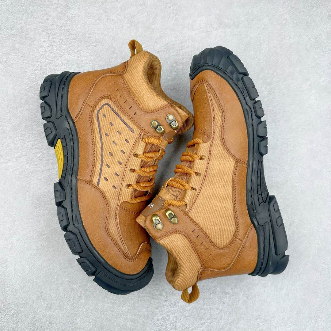 图片[3]-Ecco爱步男鞋新款运动鞋 跑鞋厚底增高老爹鞋 驱动系列全新款式 拼色拼接鞋面 时尚有型 牛皮与纺织品拼接 脚感舒适 出街有型 贴心套脚系带设计 舒适包裹双足 柔软细腻，亲肤透气 以摩托车粗犷胎纹为灵感 PU大底提供牵引性和支撑性 耐磨防滑提升稳定性 轻盈鞋底 舒适耐穿 户外出行 肆意洒脱 尺码：38 39 40 41 42 43 44（皮鞋码）-选品中心