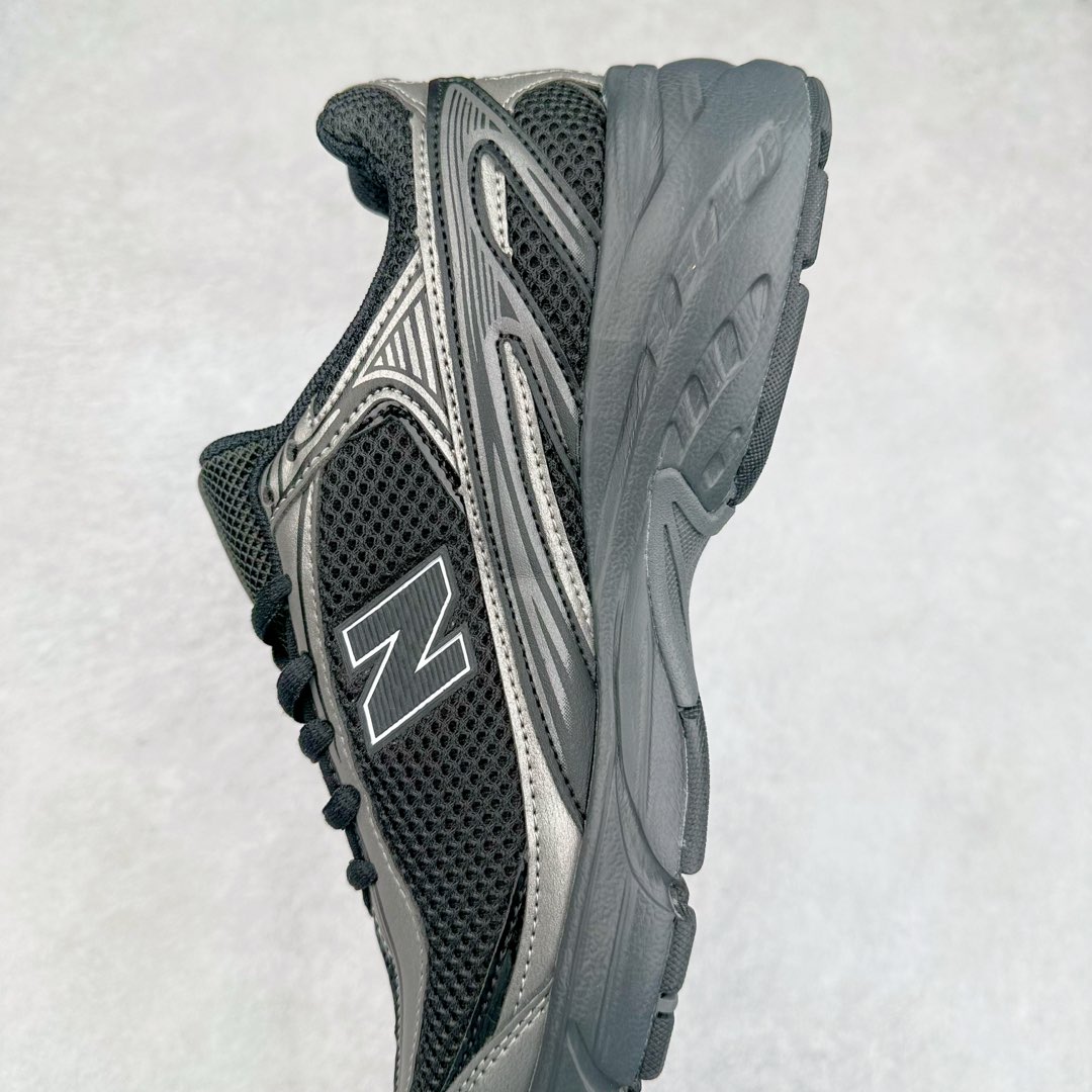 图片[7]-New Balance 推出了全新鞋款。这次复刻的 U509 是基于他们经典档案中的 509 跑鞋，赋予其全新的现代设计。虽然保留了原有的轮廓，但也根据当下潮流做了升级调整。相比之前的 509，新款 U509 的轮廓变得更加利落，侧面的皮革细节也增强了运动感。此外，鞋面采用了更大孔的网眼材质，让整体设计看起来更加潮流、时尚。-选品中心