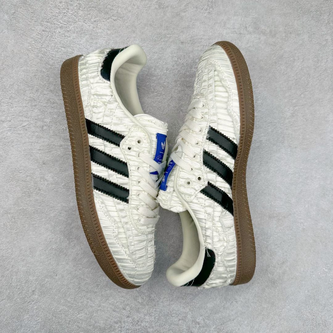 图片[3]-AD Original Samba OG 复古经典轻便板鞋 JQ4748 这款桑巴鞋展示了高质量的工艺 带有装饰的超锁缝制和无缝的手感 柔软、柔软的皮革造型和标志性的3条纹完成了精致的外观 正规合身鞋带 鞋面上有绒面鞋垫 橡胶鞋底 享受正畸套筒软感 自50年代首次亮相以来就一直在赢得粉丝的青睐 尺码：36 36.5 37.5 38 38.5 39 40 40.5 41 42 42.5 43 44 44.5 45-选品中心