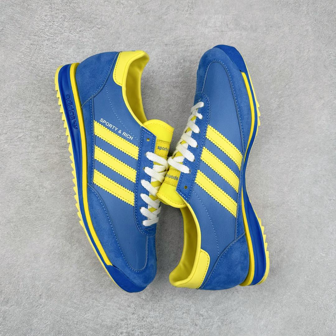 图片[3]-AD SL72 RS系列德训足球风百搭低帮休闲运动板鞋 JH6701 阿迪达斯Originals推出复古「T头鞋」造型的SL72鞋款复刻，有男女两款可选。男生款为SL72RS，鞋型挺立饱满，鞋底增加高度，采用麂皮与布面制作，符合复古氛围；女生款为SL72OGW，致敬经典款式，鞋身纤细，还原70年代设计，以绿色呈现，点缀金色细节。多款配色可选。「T 头鞋」这两年有多火大家见到了吧？明星、穿搭博主几乎人手一双，凭借复古味的外观，以及亲民的价格，同样成为了不少球鞋玩家日常上脚首选。近日 adidas Originals 将有「T 头鞋」造型的诞生于 1972 年的 SL72 鞋款复刻带回，各位买鞋又有新选择了。1972 年 SL72 问世后，引领了后来阿迪达斯的跑鞋发展方向，其中「SL」代表了 Super Light，彰显了产品轻便的特性。1972 年 SL72 问世后，引领了后来阿迪达斯的跑鞋发展方向，其中「SL」代表了 Super Light，彰显了产品轻便的特性。这次 adidas Originals 延续其轻质经典的基因，带来男女两款 SL72。男生款带来 SL72 RS 鞋型，RS 意为 Reshaped（重塑），鞋款在保留了经典的外观基础上，在尼龙材质里增加了填充物，使鞋型更加挺立和饱满，鞋头则更加圆润，鞋底的 EVA 材质则增加了鞋款的高度。女生款则带来 SL72 OG W 鞋型，OG 顾名思义则是致敬经典款式，相较于 RS（Reshaped）鞋款，鞋身更加纤细，其整体鞋身轮廓、线条、细节、材质上尊崇 70 年代 SL72 的设计，还原经典味道。尺码：36 36⅔ 37⅓ 38 38⅔ 39⅓ 40 40⅔ 41⅓ 42 42⅔ 43⅓ 44 44⅔ 45-选品中心