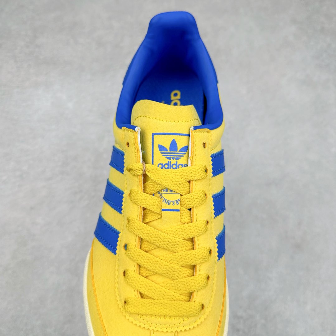 图片[5]-AD Originals Jeans 复古低帮时尚板鞋 GX6954 看它第一眼 你觉得它像不像 当下热门鞋款 \\\”Samba\\\” 哈哈 它其实是诞生于 1979 年的\\\”古早感\\\” 鞋款Jeans MKIl0相较于 MK! MKII在鞋头、中底、后跟均加有TPU 支撑或橡胶保护 这次的复刻使用皮革、翻毛皮打造 简约的鞋型 穿着的轻便 在\\\”Cleanfit\\\”风潮下 它值得你收入囊中 尺码：36 36.5 37 38 38.5 39 40 40.5 41 42 42.5 43 44 44.5 45-选品中心