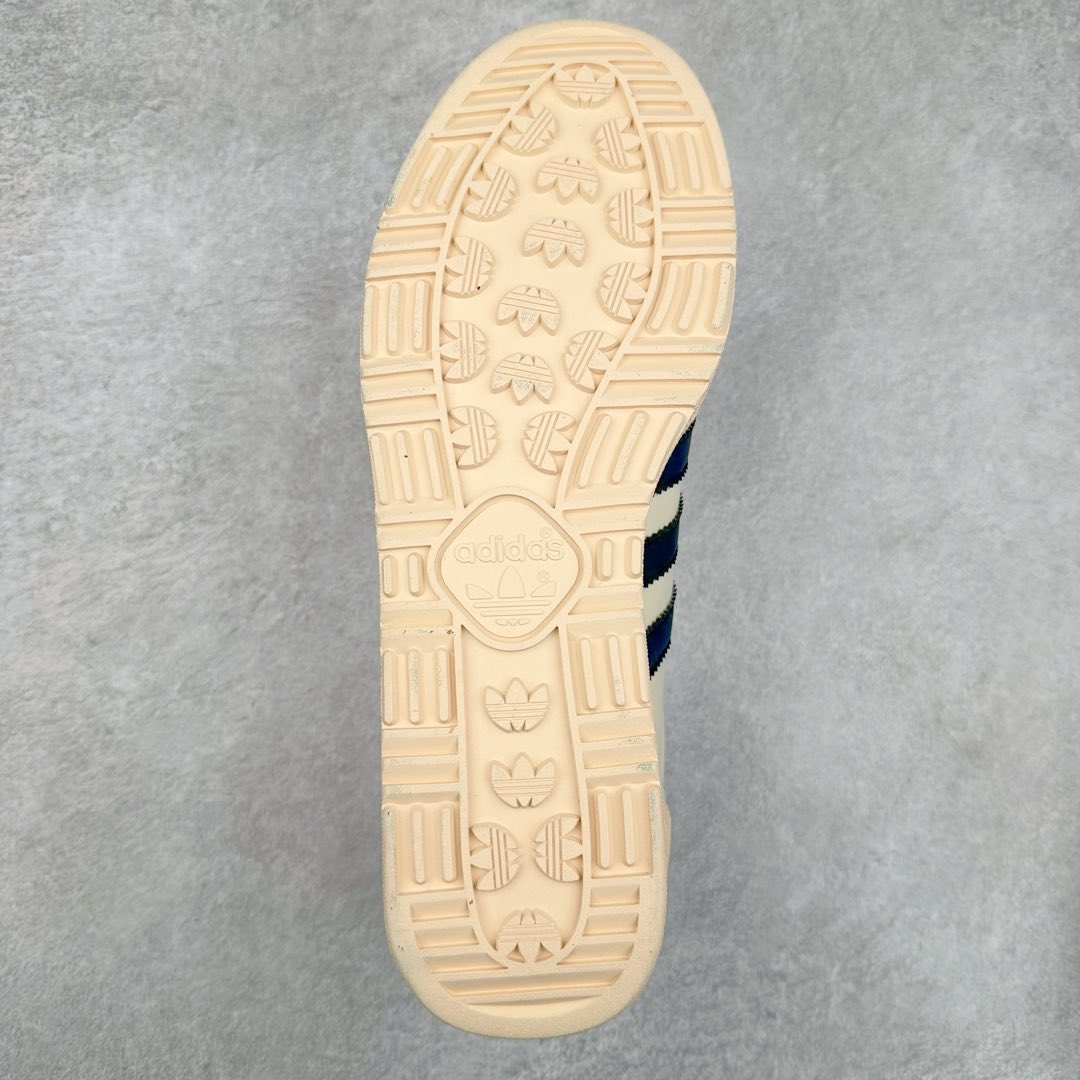 图片[9]-AD Originals Jeans 复古低帮时尚板鞋 GY7436 看它第一眼 你觉得它像不像 当下热门鞋款 \\\”Samba\\\” 哈哈 它其实是诞生于 1979 年的\\\”古早感\\\” 鞋款Jeans MKIl0相较于 MK! MKII在鞋头、中底、后跟均加有TPU 支撑或橡胶保护 这次的复刻使用皮革、翻毛皮打造 简约的鞋型 穿着的轻便 在\\\”Cleanfit\\\”风潮下 它值得你收入囊中 尺码：36 36.5 37 38 38.5 39 40 40.5 41 42 42.5 43 44 44.5 45-选品中心