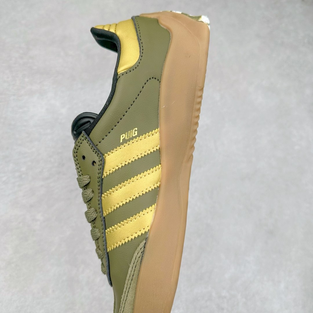 图片[7]-PALACE x AD Originals PUIG SAMBA 货号：HQ6098 / HQ6099 / HQ6100 作为 SAMBA 系列的改款，PALACE 与 adidas Originals 的联名如今已经成为潮流圈、球鞋圈独树一帜的象征。双方共计带来三款配色，鞋款设计上后跟的 PALACE 彭罗斯三角 LOGO 也足够彰显自身的与众不同。尺码：36 36.5 37.5 38 38.5 39 40 40.5 41 42 42.5 43 44 44.5 45-选品中心