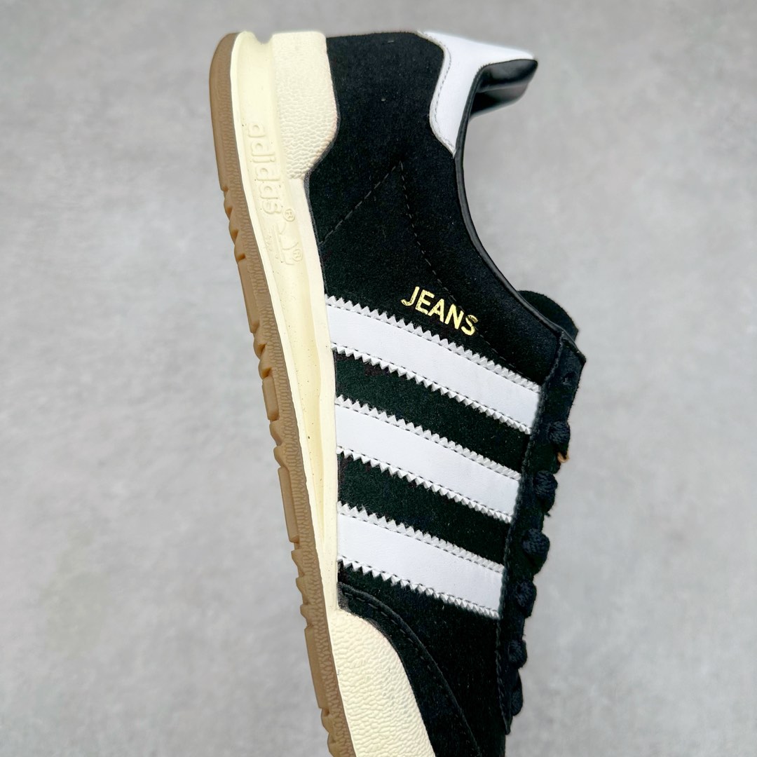 图片[6]-AD Originals Jeans 复古低帮时尚板鞋 GW1399 看它第一眼 你觉得它像不像 当下热门鞋款 \\\”Samba\\\” 哈哈 它其实是诞生于 1979 年的\\\”古早感\\\” 鞋款Jeans MKIl0相较于 MK! MKII在鞋头、中底、后跟均加有TPU 支撑或橡胶保护 这次的复刻使用皮革、翻毛皮打造 简约的鞋型 穿着的轻便 在\\\”Cleanfit\\\”风潮下 它值得你收入囊中 尺码：36 36.5 37 38 38.5 39 40 40.5 41 42 42.5 43 44 44.5 45-选品中心