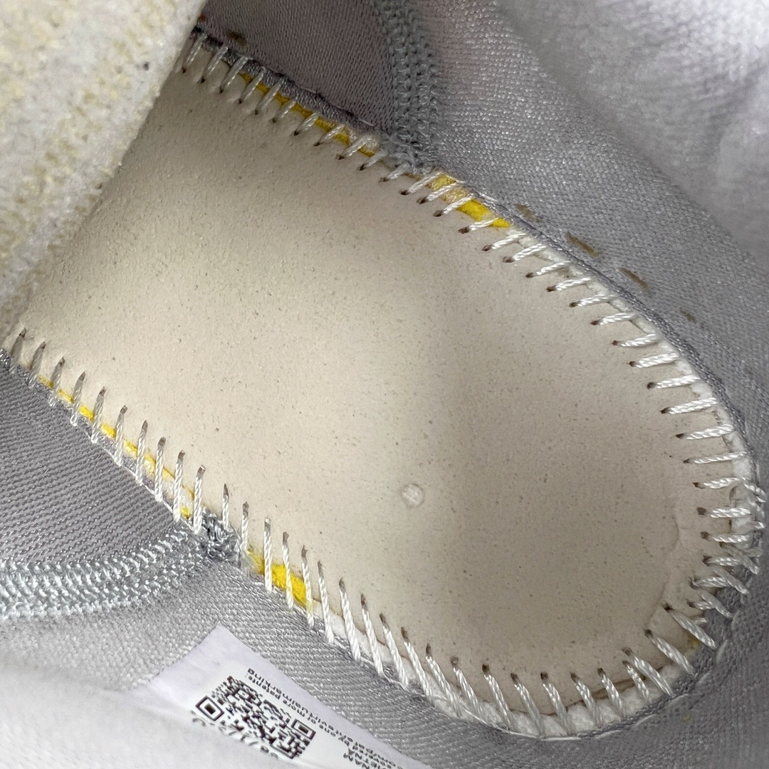 图片[17]-＃K版纯原 NK Hyperdunk X low TB HD2018 实战篮球鞋 海绵宝宝黄色 AR0465-700 实战神鞋 绝迹单品 圈内高端零售大神实体冲Z唯一指定的渠道版本 非PT本地产物 品控细节要求做到极致完美 材料细节质感百分百区别市面任意代号纯原版本 不惧任何对比 市场独一档的产物 实体冲Z标准严格把控 每一处细节分毫不差 原汁原味公司货的味道 尺码：40 40.5 41 42 42.5 43 44 44.5 45 46\\r-选品中心