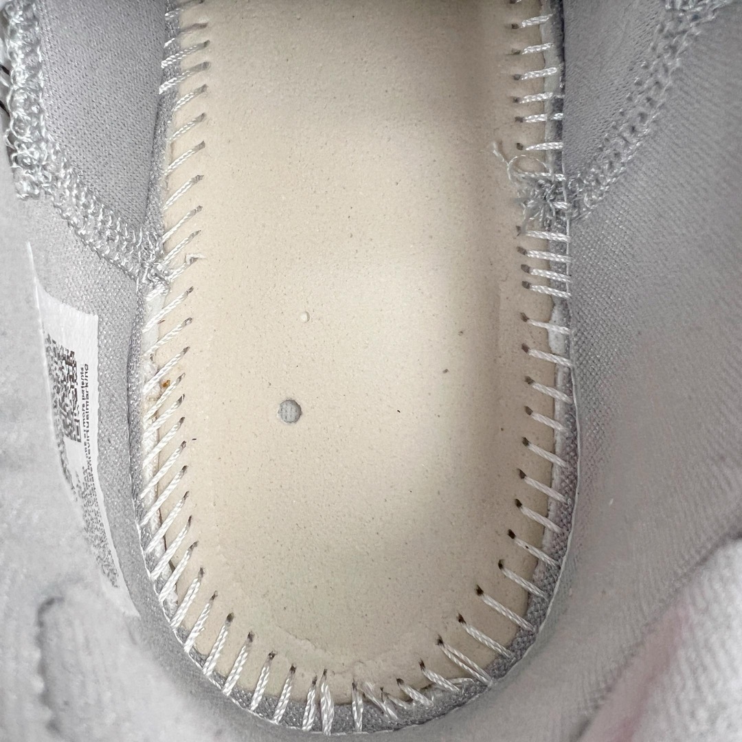 图片[17]-＃K版纯原 NK Hyperdunk X low TB HD2018 实战篮球鞋 纯白 AR0465-100 实战神鞋 绝迹单品 圈内高端零售大神实体冲Z唯一指定的渠道版本 非PT本地产物 品控细节要求做到极致完美 材料细节质感百分百区别市面任意代号纯原版本 不惧任何对比 市场独一档的产物 实体冲Z标准严格把控 每一处细节分毫不差 原汁原味公司货的味道 尺码：40 40.5 41 42 42.5 43 44 44.5 45 46\\r-选品中心