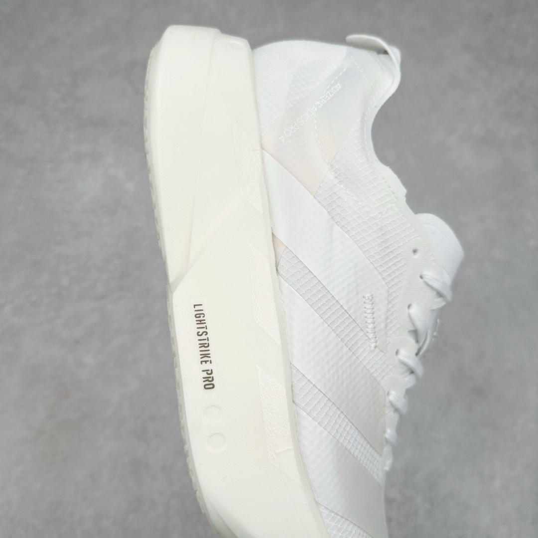 图片[6]-AD Adizero Eva SL M 零度进化版系列低帮轻便透气竞速休闲运动慢跑鞋 JH8074 相信大家对去年 adidas 横空出世的「顶级超跑」adiZero Adios Pro EVO 1 记忆犹新！不仅登顶阿迪史上最轻跑鞋宝座，更在接下来的全球马拉松赛事中，持续书写着惊人成绩，被网友戏称新一代「阿迪神鞋」全网刷屏！极简设计语言与强烈速度感和存在感的鞋侧三线，让人过目不忘，特别种草！其中定位于中长跑训练的 adidas Adizero Evo SL，整体外观造型与 adiZero Adios Pro EVO 1 非常相似。中底配置方面搭载全掌 Lightstrike Pro，鞋面采用透气网面示人，契合日常训练鞋的定位，更加耐用。外底给到了马牌橡胶，及类似上代竞速旗舰 adidas Adizero Adios Pro 3 区域分布。整体看下来无论是外观的鲜明辨识度，还是配置的扎实程度都很顶。尺码：36 36⅔ 37⅓ 38 38⅔ 39⅓ 40 40⅔ 41⅓ 42 42⅔ 43⅓ 44 45-选品中心