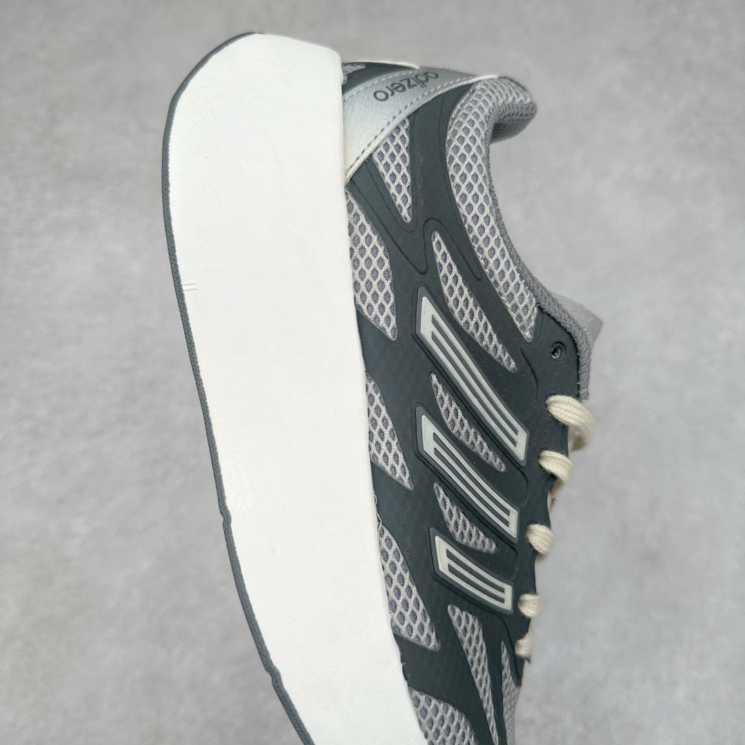 图片[6]-AD Adizero Aruku 全新跑鞋 JR6355 以永动机为灵感的前卫造型 以及时下流行的厚底设定 让人无比期待 “Aruku” 在日文中是行走的意思 昭示了这是一双定位于大众日常训练或慢跑的鞋款 黑、白、红三色的撞色外观 搭配街头感、现代感十足的鞋面线条勾勒 格外引人注目 搭配丰沛的全新 Swirlfoam 泡棉厚底 虽然不像顶级竞速跑鞋那般极致 但也将日常舒适和时尚颜值平衡到位 尺码：36 36.5 37.5 38 38.5 39 40 40.5 41 42 42.5 43 44 44.5 45-选品中心