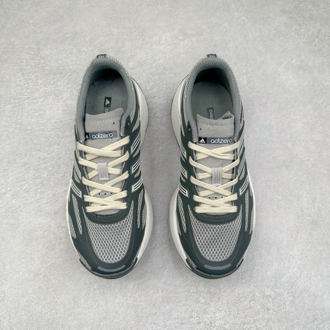 图片[2]-AD Adizero Aruku 全新跑鞋 JR6355 以永动机为灵感的前卫造型 以及时下流行的厚底设定 让人无比期待 “Aruku” 在日文中是行走的意思 昭示了这是一双定位于大众日常训练或慢跑的鞋款 黑、白、红三色的撞色外观 搭配街头感、现代感十足的鞋面线条勾勒 格外引人注目 搭配丰沛的全新 Swirlfoam 泡棉厚底 虽然不像顶级竞速跑鞋那般极致 但也将日常舒适和时尚颜值平衡到位 尺码：36 36.5 37.5 38 38.5 39 40 40.5 41 42 42.5 43 44 44.5 45-选品中心