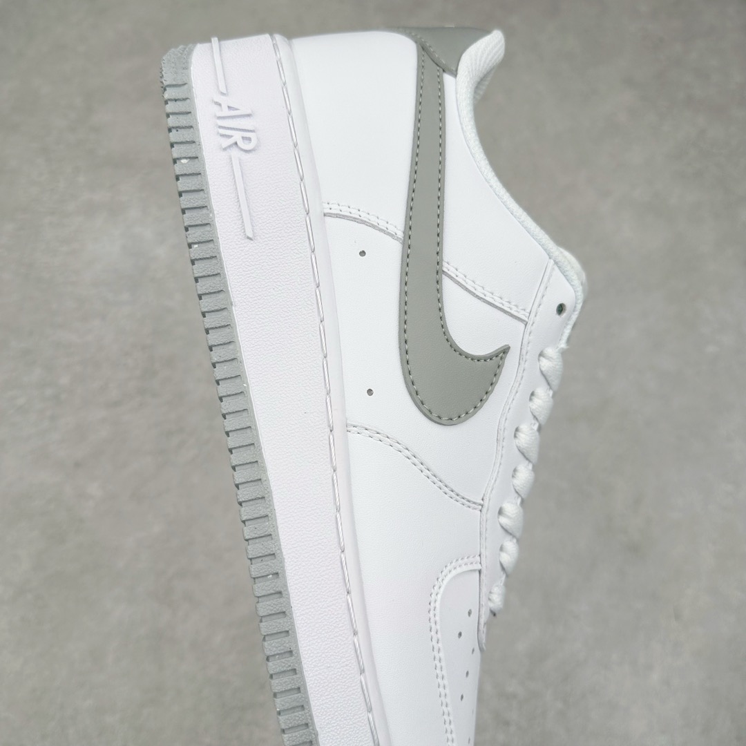 ＃福利特价‼️
NK Air Force 1 07 空军一号经典低帮板鞋 白灰FJ4146-100 全网