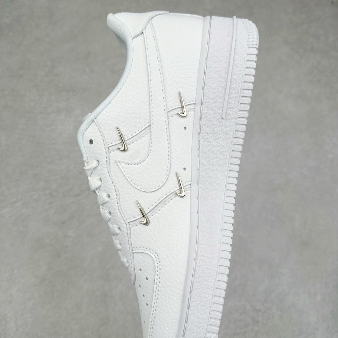 ＃福利特价‼️
NK Air Force 1 07 空军一号经典低帮板鞋 四钩CT1990-100 全网
