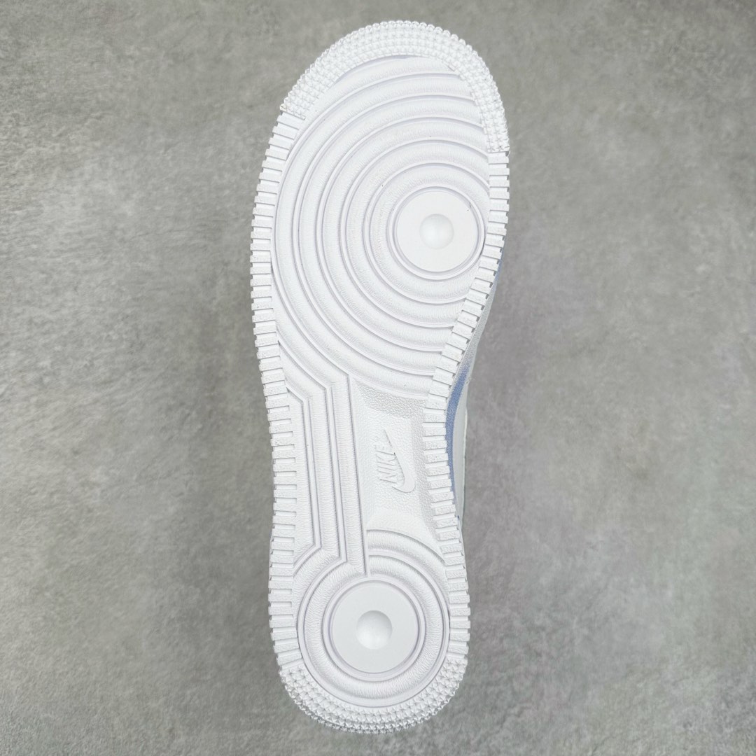 图片[9]-NK Air Force 1 Mid 空军一号中帮高帮百搭休闲运动板鞋 ZH0316-056 柔软、弹性十足的缓震性能和出色的中底设计 横跨复古与现代的外型结合 造就出风靡全球三十多年的Force 1 尺码：36 36.5 37.5 38 38.5 39 40 40.5 41 42 42.5 43 44 44.5 45-选品中心