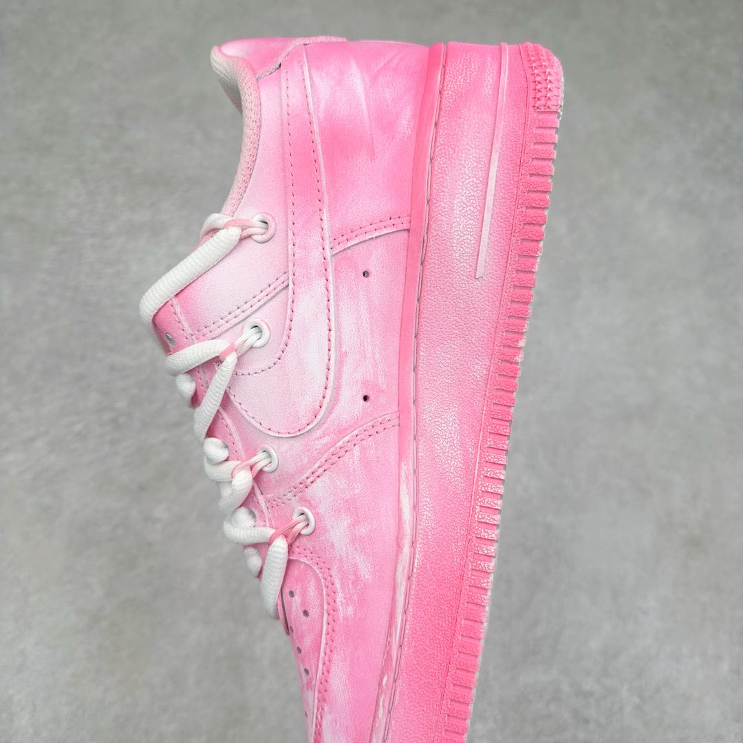 图片[7]-NK Air Force 1´07 Low 空军一号低帮百搭休闲运动板鞋 YY2024-727 柔软、弹性十足的缓震性能和出色的中底设计 横跨复古与现代的外型结合 造就出风靡全球 三十多年的Force 1 直到今天还深受青睐 尺码：36 36.5 37.5 38 38.5 39 40 40.5 41 42 42.5 43 44 44.5 45-选品中心