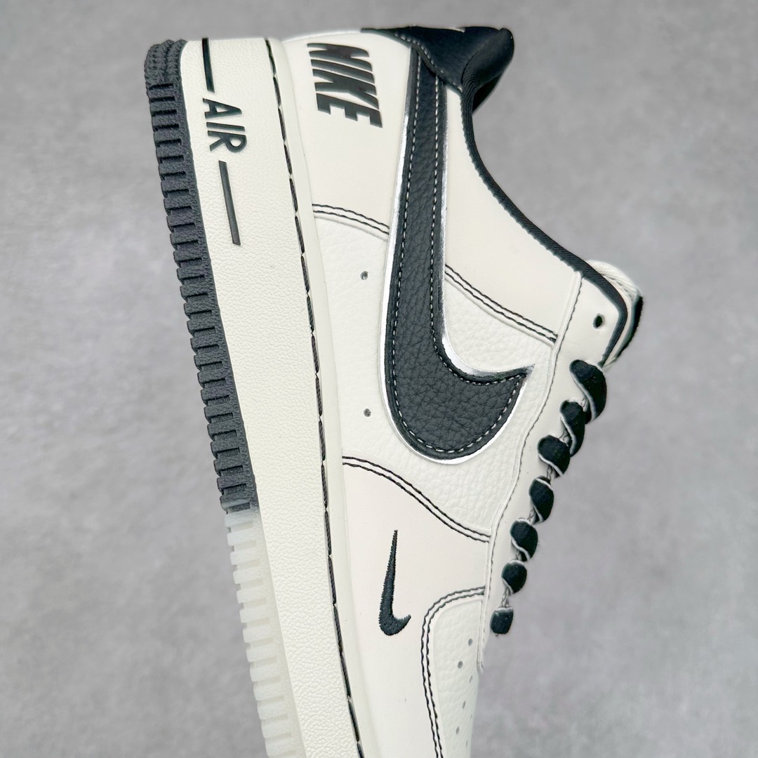 图片[6]-NK Air Force 1´07 Low 空军一号低帮百搭休闲运动板鞋 CH6336-515 柔软、弹性十足的缓震性能和出色的中底设计 横跨复古与现代的外型结合 造就出风靡全球 三十多年的Force 1 直到今天还深受青睐 尺码：36 36.5 37.5 38 38.5 39 40 40.5 41 42 42.5 43 44 44.5 45-选品中心