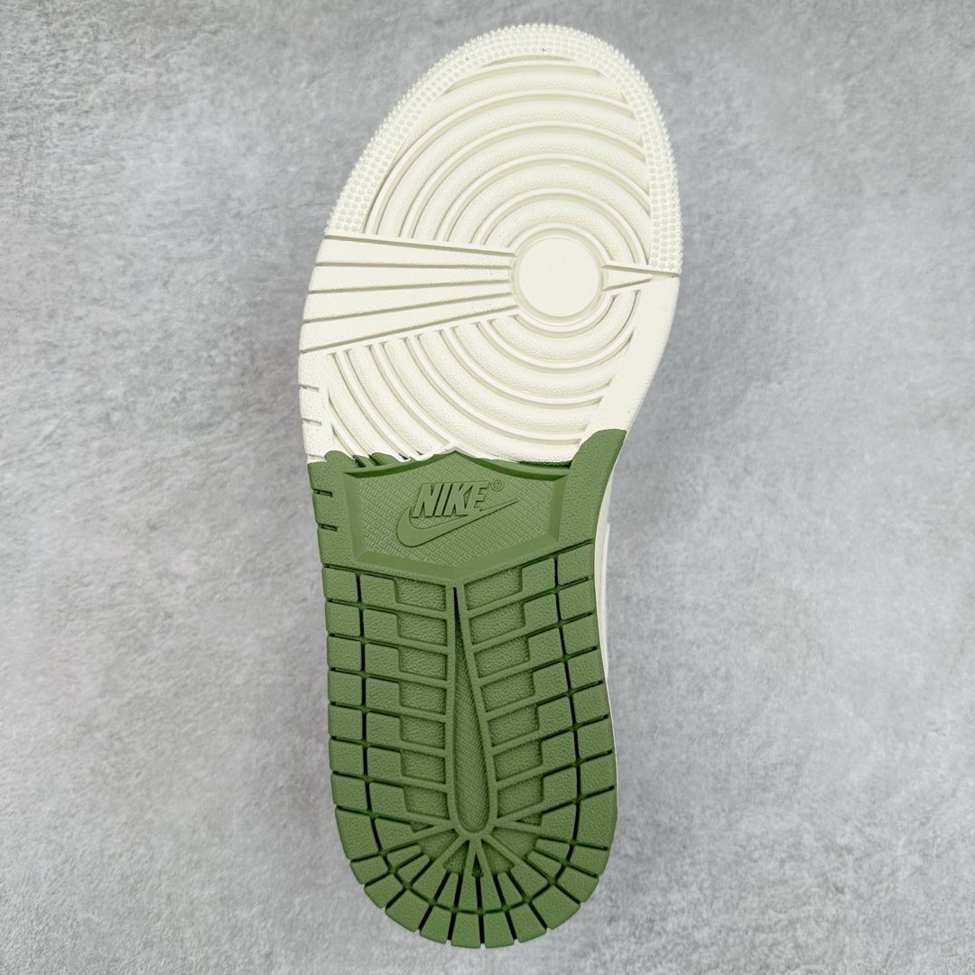 图片[9]-Air Jordan AJ1 Low 低帮系列定制配色DC2024-029 原厂内置气垫魔块 A模大底 头层小牛皮 鞋舌AJ原厂专用牛津布+AJ专用反口珍珠布+原厂无杂质高弹内里海棉+特殊封边弹力鞋带 尺码：36 36.5 37.5 38 38.5 39 40 40.5 41 42 42.5 43 44 44.5 45 46-选品中心