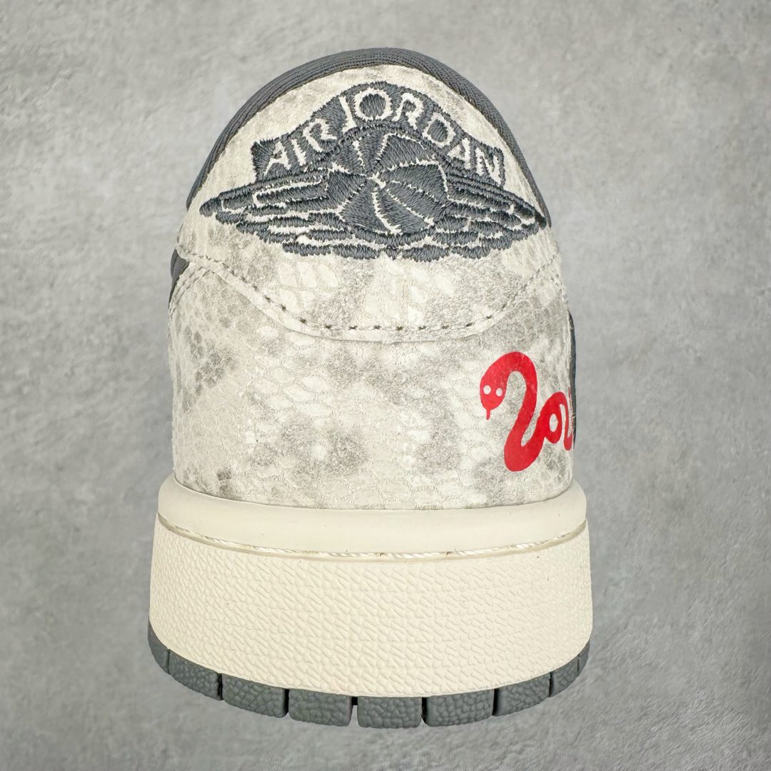 图片[8]-TS x Air Jordan AJ1 Low 倒钩低帮联名定制配色 XS3086-009 原厂内置气垫魔块 A模大底 头层小牛皮 鞋舌AJ原厂专用牛津布+AJ专用反口珍珠布+原厂无杂质高弹内里海棉+特殊封边弹力鞋带 尺码：36 36.5 37.5 38 38.5 39 40 40.5 41 42 42.5 43 44 44.5 45 46 47.5-选品中心