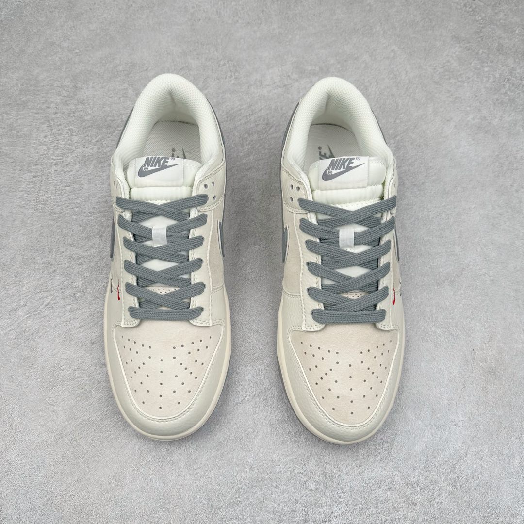 图片[2]-NK Dunk Low 定制配色 XX2025-688 大厂出品 极力推荐 原装头层材料 独家版型蒸餾加工帶來的是更好的视觉和脚感体验大厂纯原品质出货 清洁度 电绣工艺 皮料切割干净无任何毛边 细节完美 尺码：36 36.5 37.5 38 38.5 39 40 40.5 41 42 42.5 43 44 44.5 45-选品中心