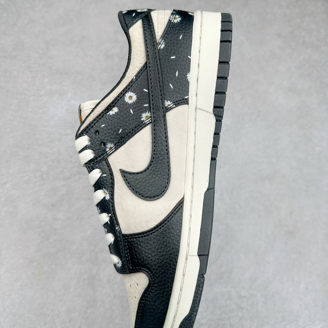 图片[7]-NK Dunk Low 定制配色 DJ2024-069 大厂出品 极力推荐 原装头层材料 独家版型蒸餾加工帶來的是更好的视觉和脚感体验大厂纯原品质出货 清洁度 电绣工艺 皮料切割干净无任何毛边 细节完美 尺码：36 36.5 37.5 38 38.5 39 40 40.5 41 42 42.5 43 44 44.5 45-选品中心